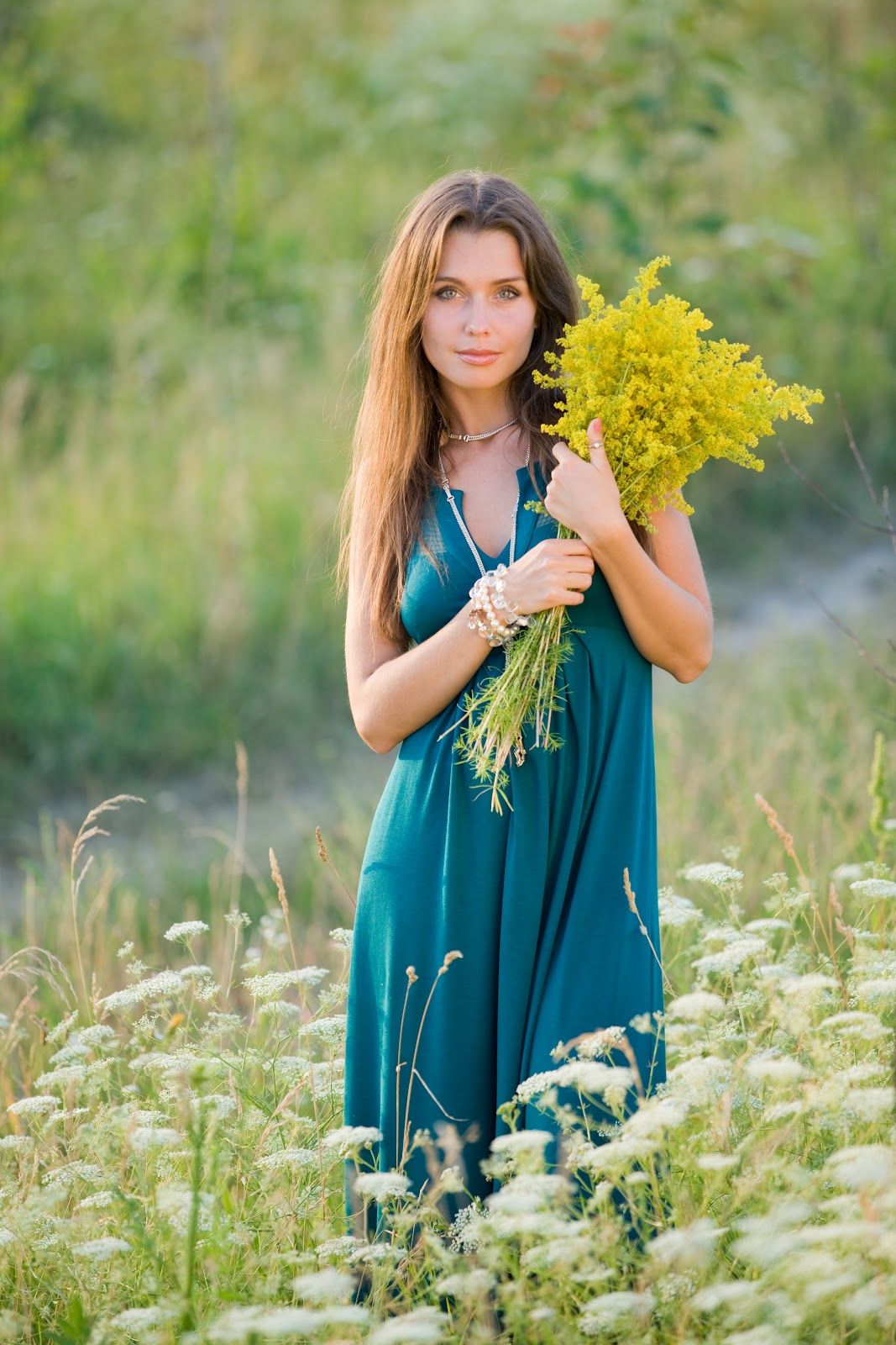 Slavic women in Asmara